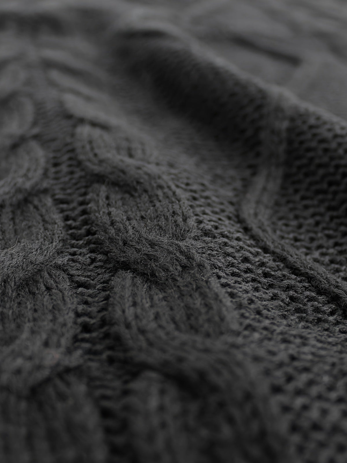 Colleen | Cable-Knit V-Neck Sweater Vest