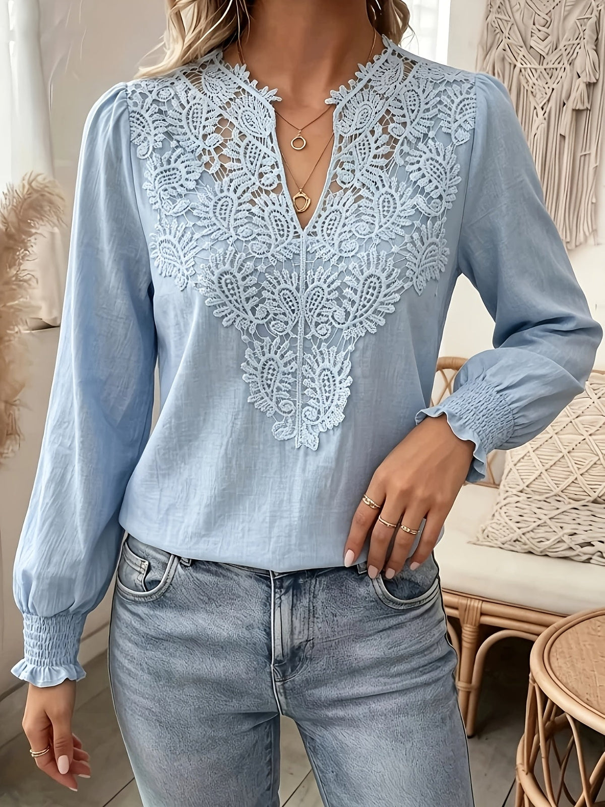 Harriet | Refined Lace-Detail Blouse