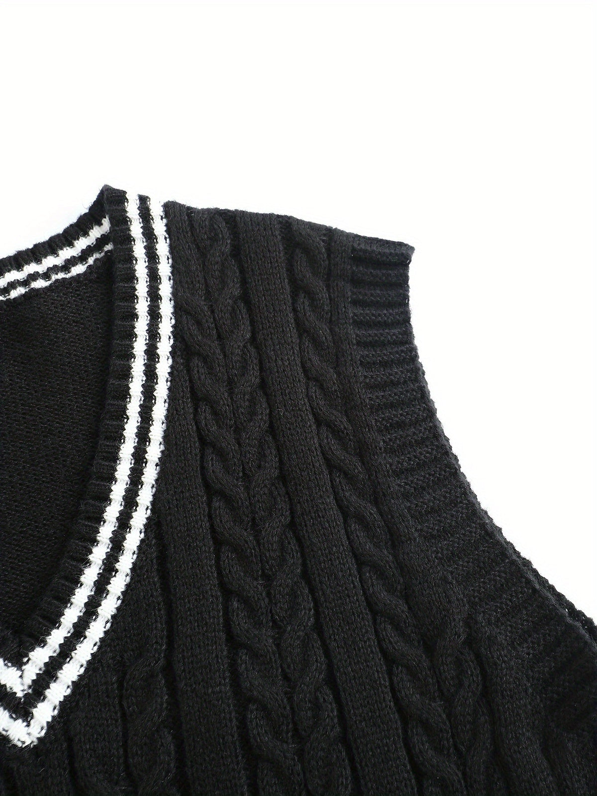 Lionel | Classic Cable-Knit Sweater Vest