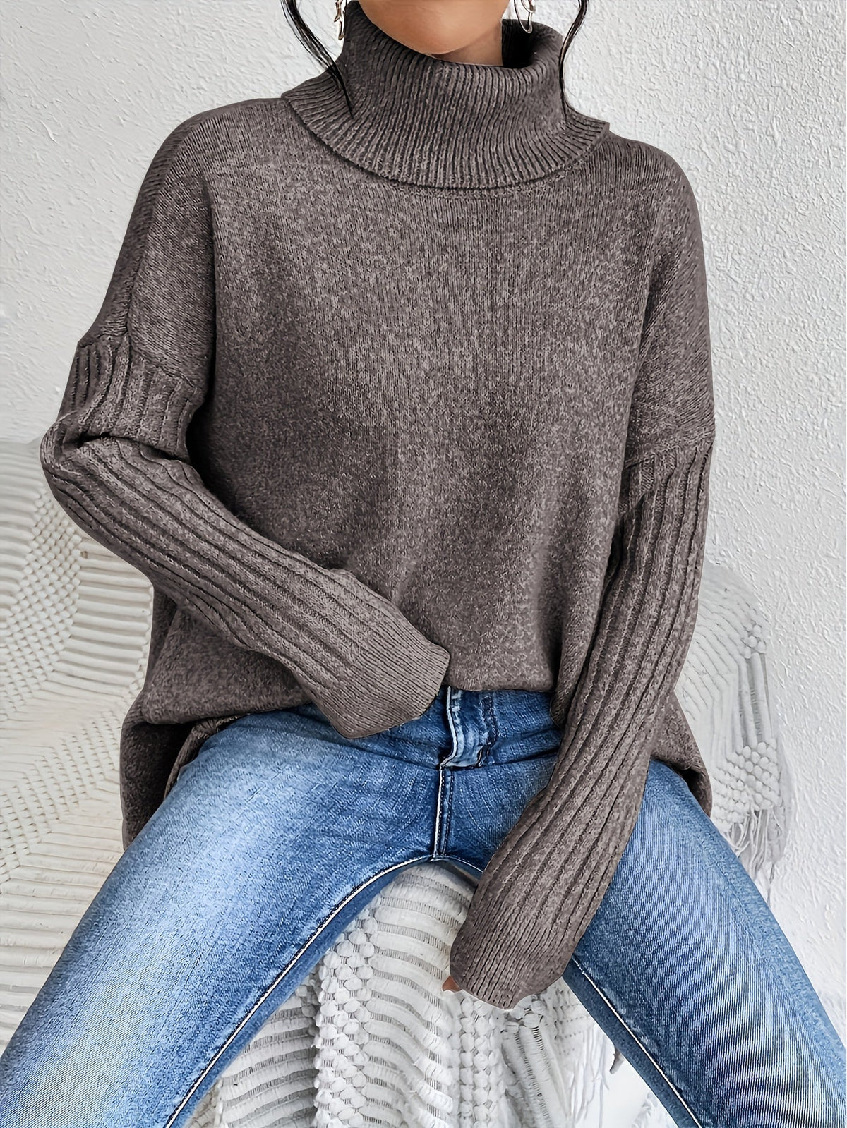 Isla - Oversized Turtleneck Sweater