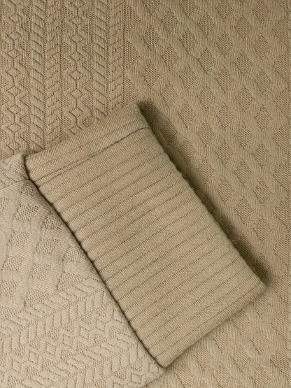 Gabriel | Textured Stand-Collar Jumper