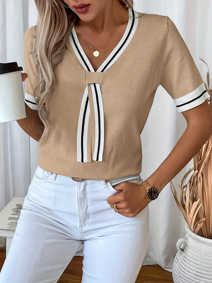 Rosabel | Contrast-Trim V-Neck Jumper