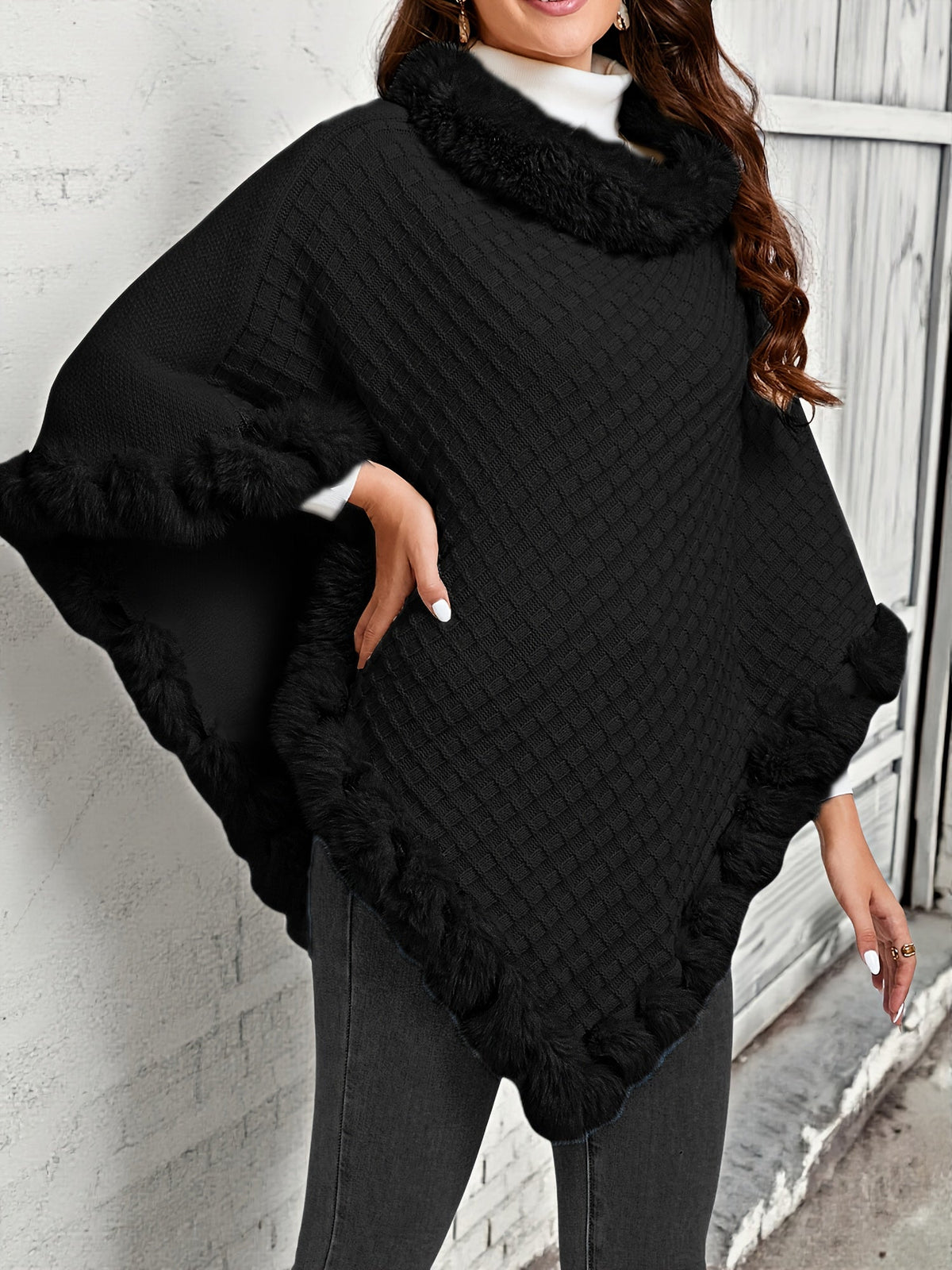 Rosabel | Cosy Fur-Trim Poncho