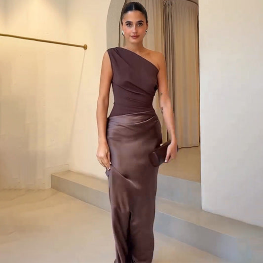 Isabella | Elegant One Sleeve Maxi Dress