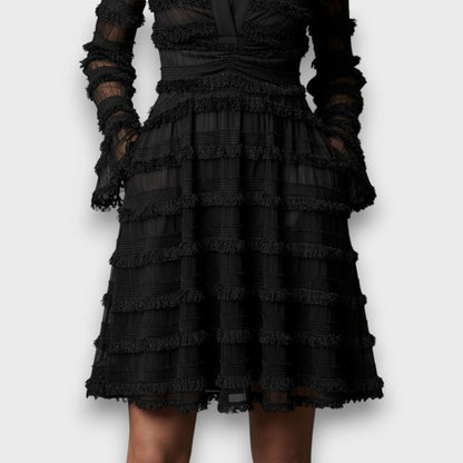 Cornelia | Timeless V-Neck Long Sleeve Dress