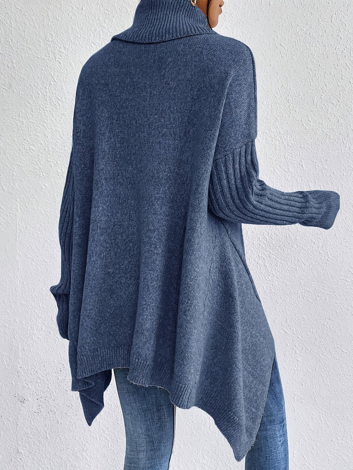 Isla - Oversized Turtleneck Sweater