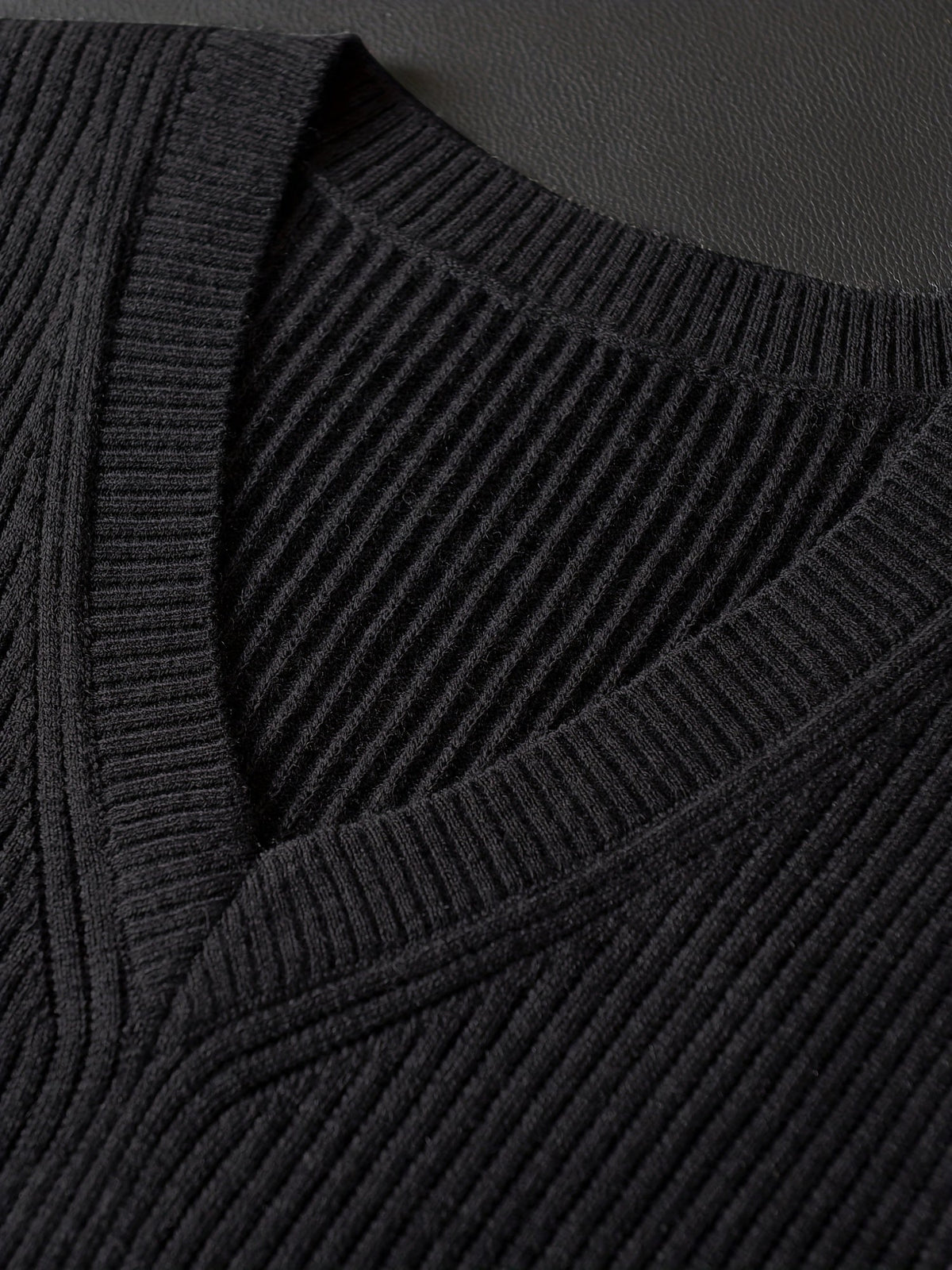 Trevor | Classic V-Neck Sweater Vest