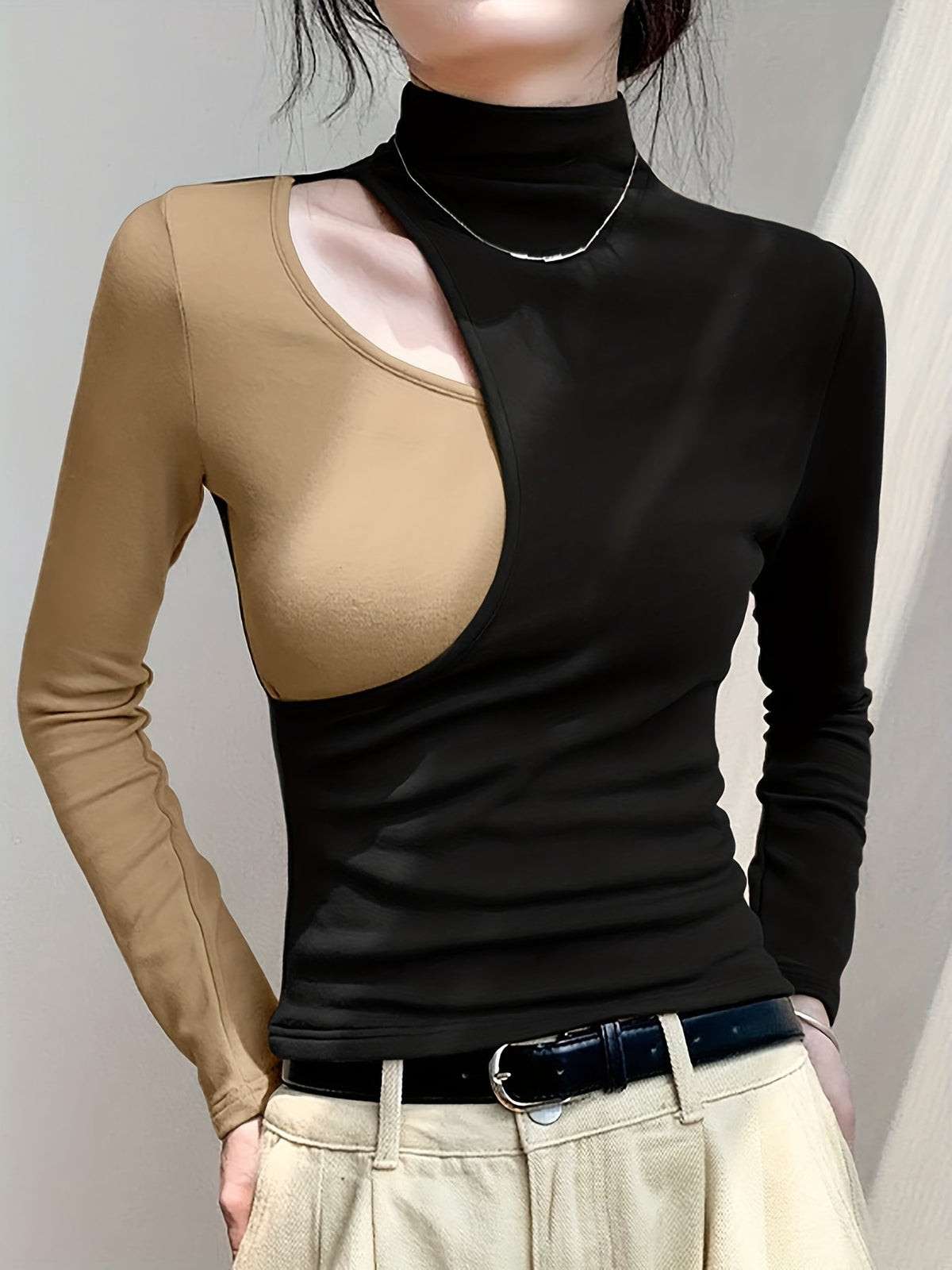 Suzanne | Colour-Block Mock Neck Top