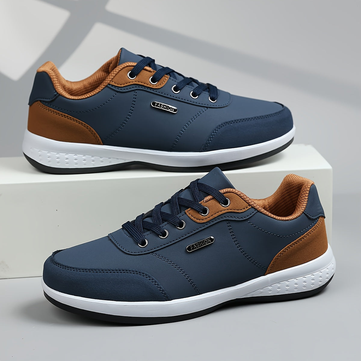 Bradley | Classic Two-Tone Sneakers