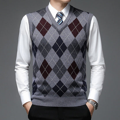 Sheldon | Argyle V-Neck Vest